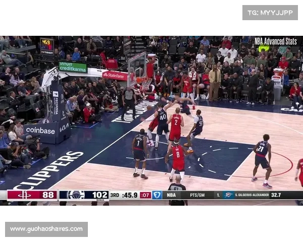NBA封盖盛宴：顶级球员精彩防守集锦，重磅回顾最震撼瞬间